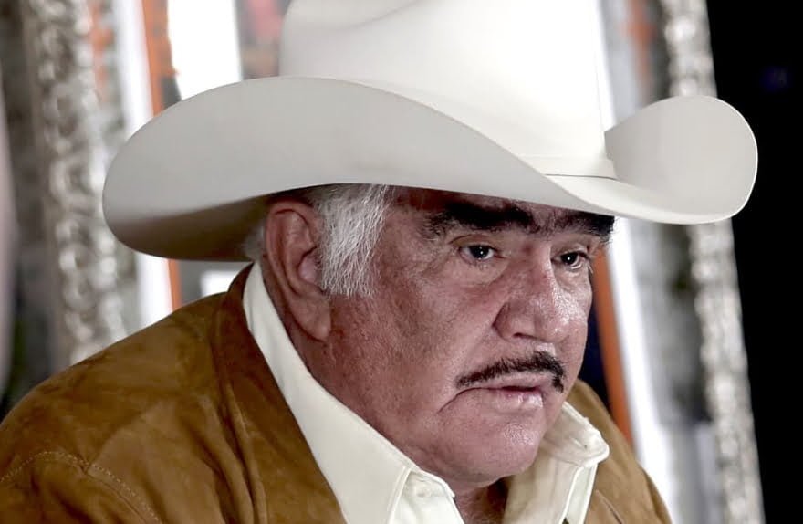 Se sacude la salud de Vicente Fernández - Roger Swidorowicz 1 image1 1