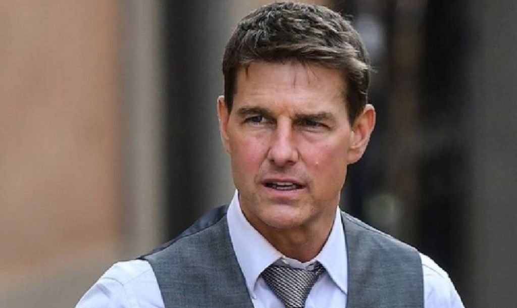 Tom Cruise se molesta - Roger Swidorowicz 1 image1 2