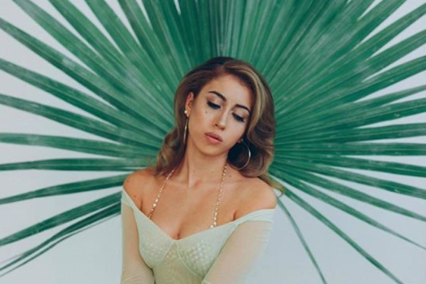 Kali Uchis Roger Swidorowicz