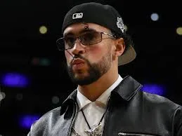 Bad Bunny: El Fenómeno Musical Que Revoluciona la Industria 2 Bad Bunny